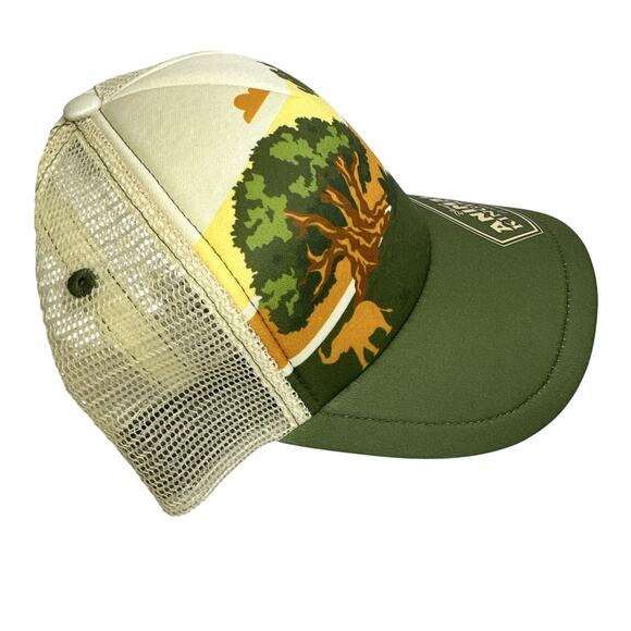 Walt Disney World Hat Snap Back Trucker Hat Cap Mesh Animal Kingdom Unisex - Picture 2 of 7